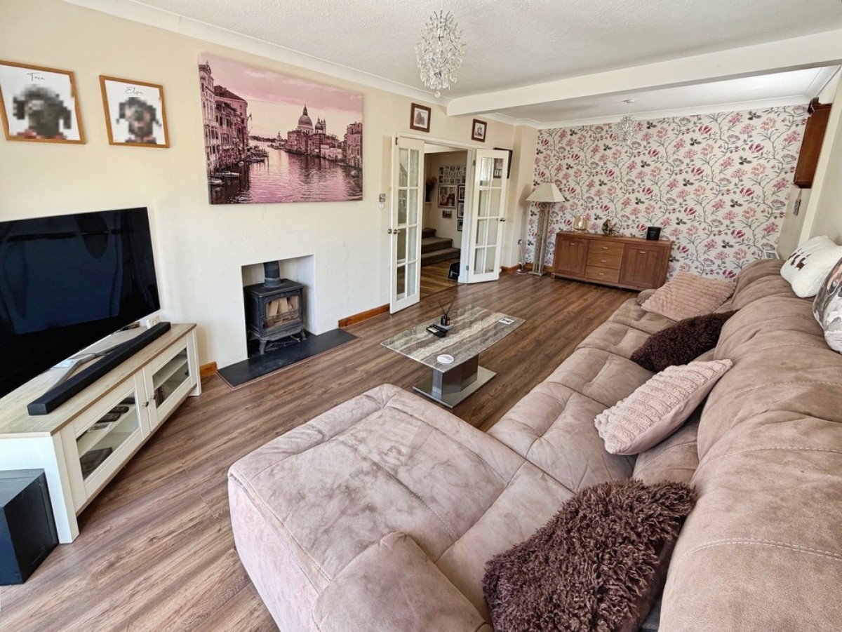 Field Close, Westbury