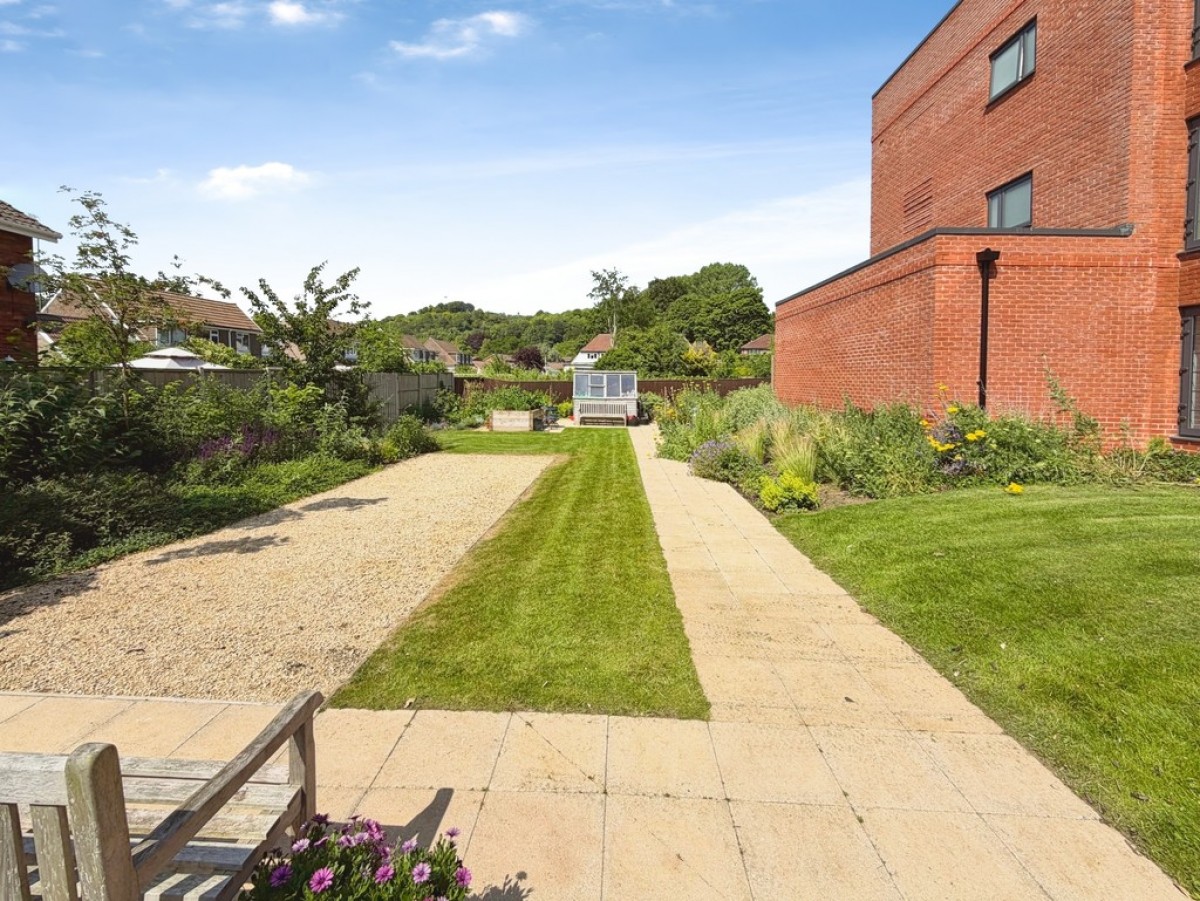 Crescent Place, Warminster