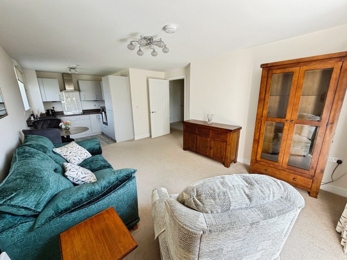 Crescent Place, Warminster