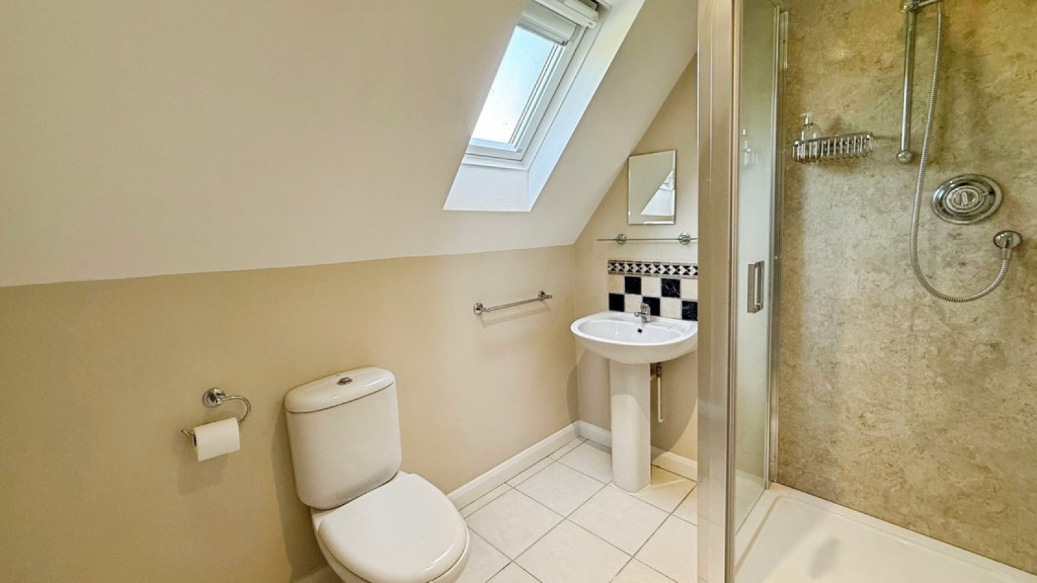 3 bedroom House for Letting Lower Road, Bratton