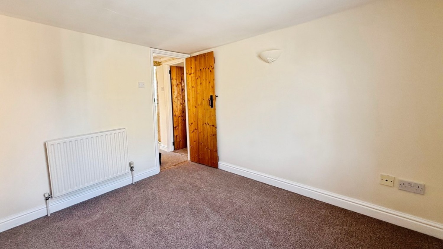 3 bedroom House for Letting Frogmore Road, Westbury