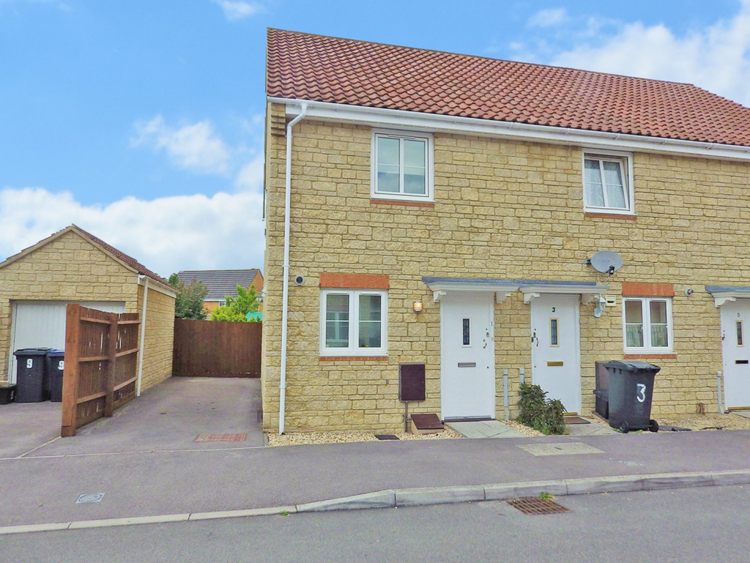 2 bedroom House for Sale Brabant Way, Westbury