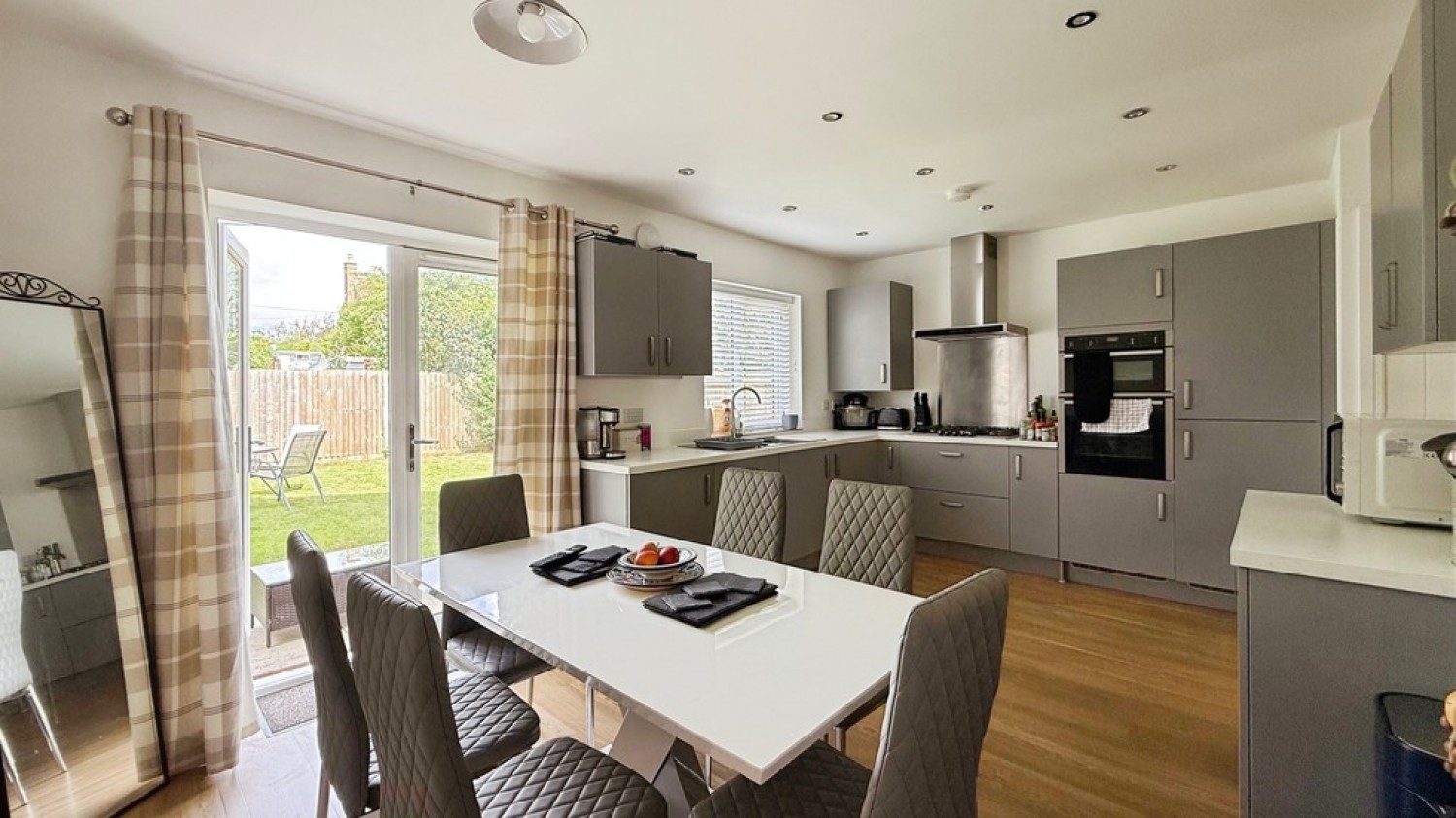 3 bedroom House for Sale Roman Place, Westbury