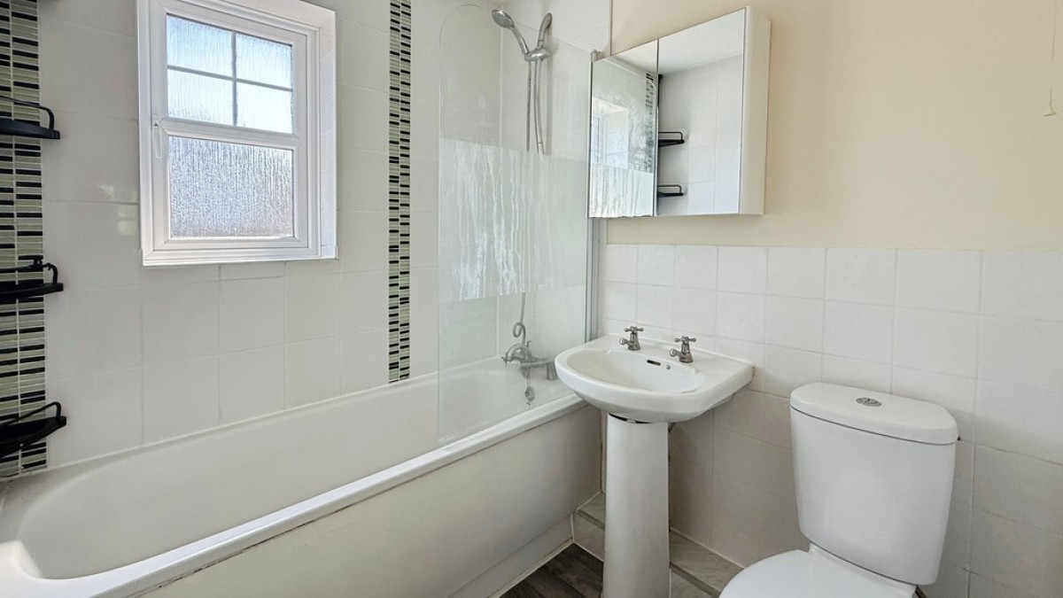 Kingfisher Drive, Westbury