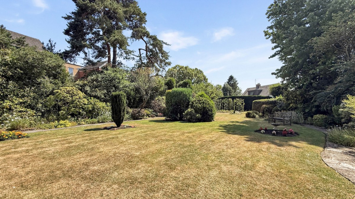 Gipsy Lane, Warminster