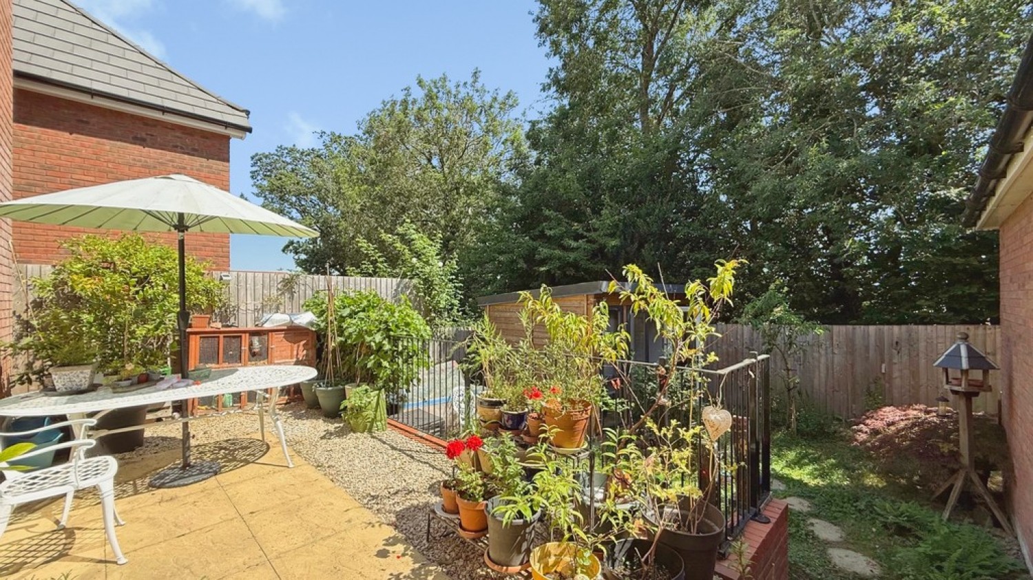 4 bedroom House for Sale Falcon Road, Warminster