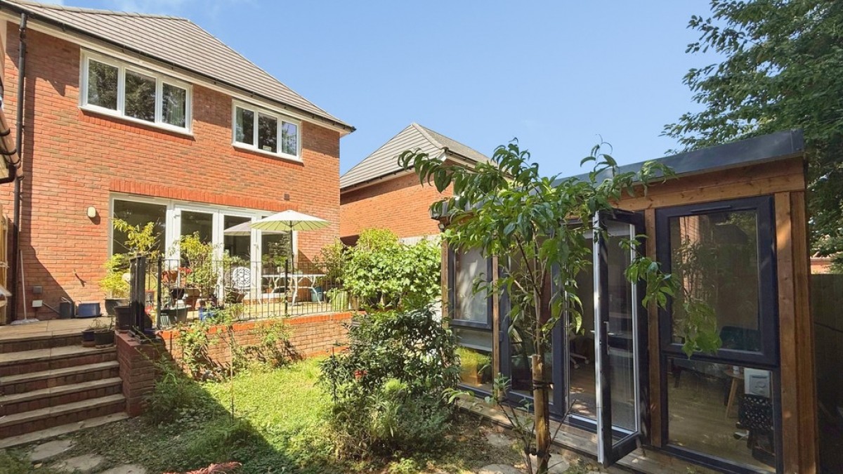 Falcon Road, Warminster