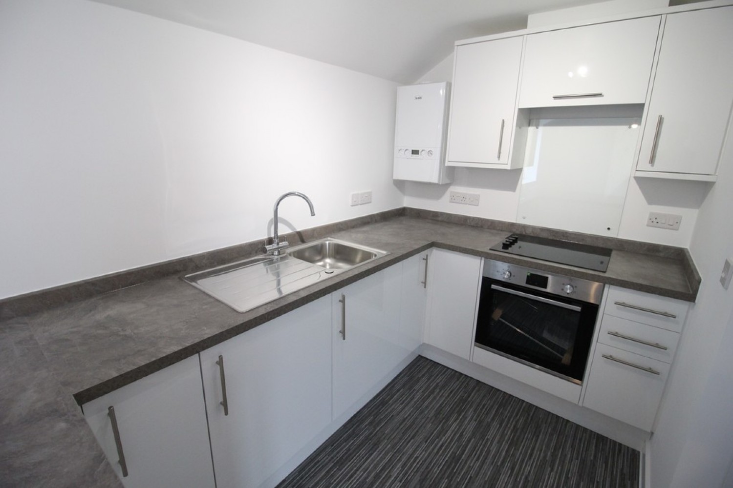 2 bedroom Flat for Letting Bolwell Place, Melksham, Wiltshire