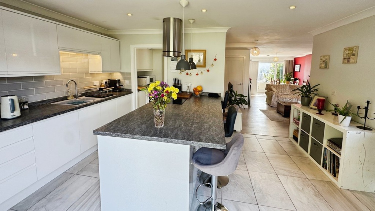 3 bedroom House for Letting Burnett Road, Trowbridge, Wiltshire