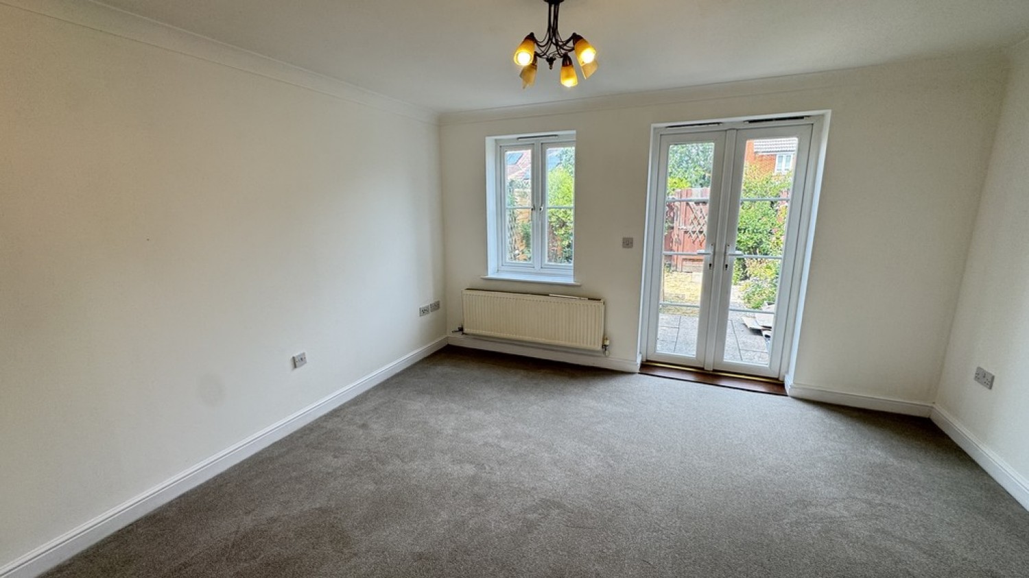 2 bedroom House for Letting Chestnut Tree Gardens, Warminster, Wiltshire