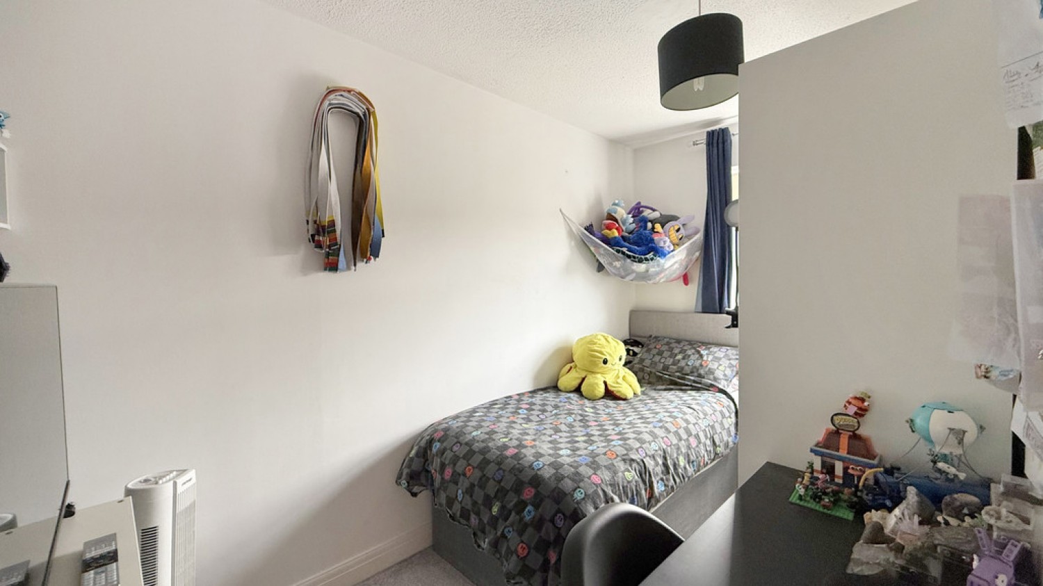 4 bedroom House for Sale Kingfisher Drive, Westbury, Wiltshire
