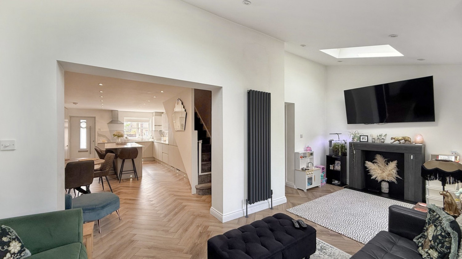 4 bedroom House for Sale Kingfisher Drive, Westbury, Wiltshire