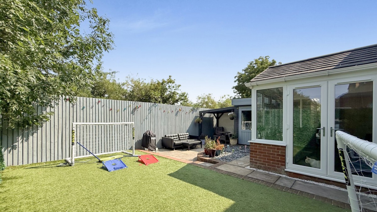 Hackney Way, Westbury