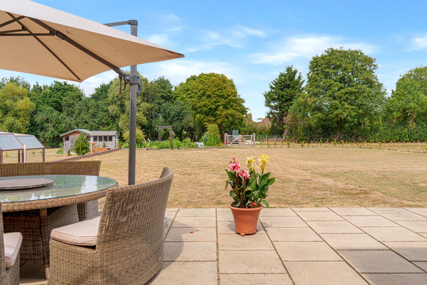 5 bedroom House for Sale Norleaze, Heywood