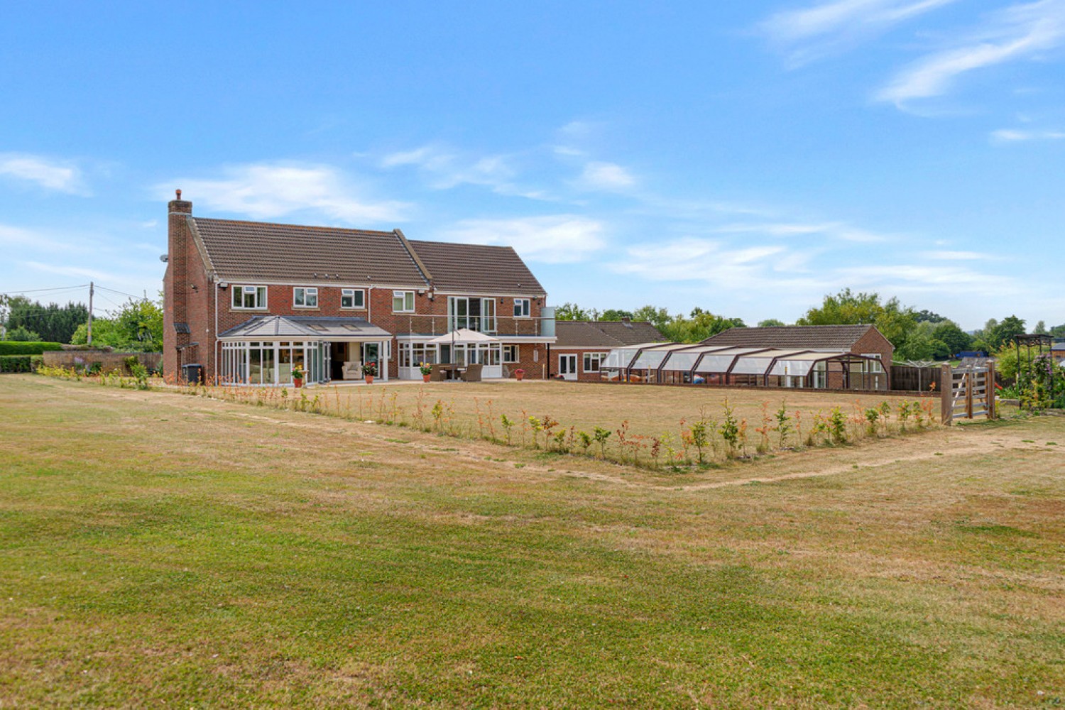 5 bedroom House for Sale Norleaze, Heywood
