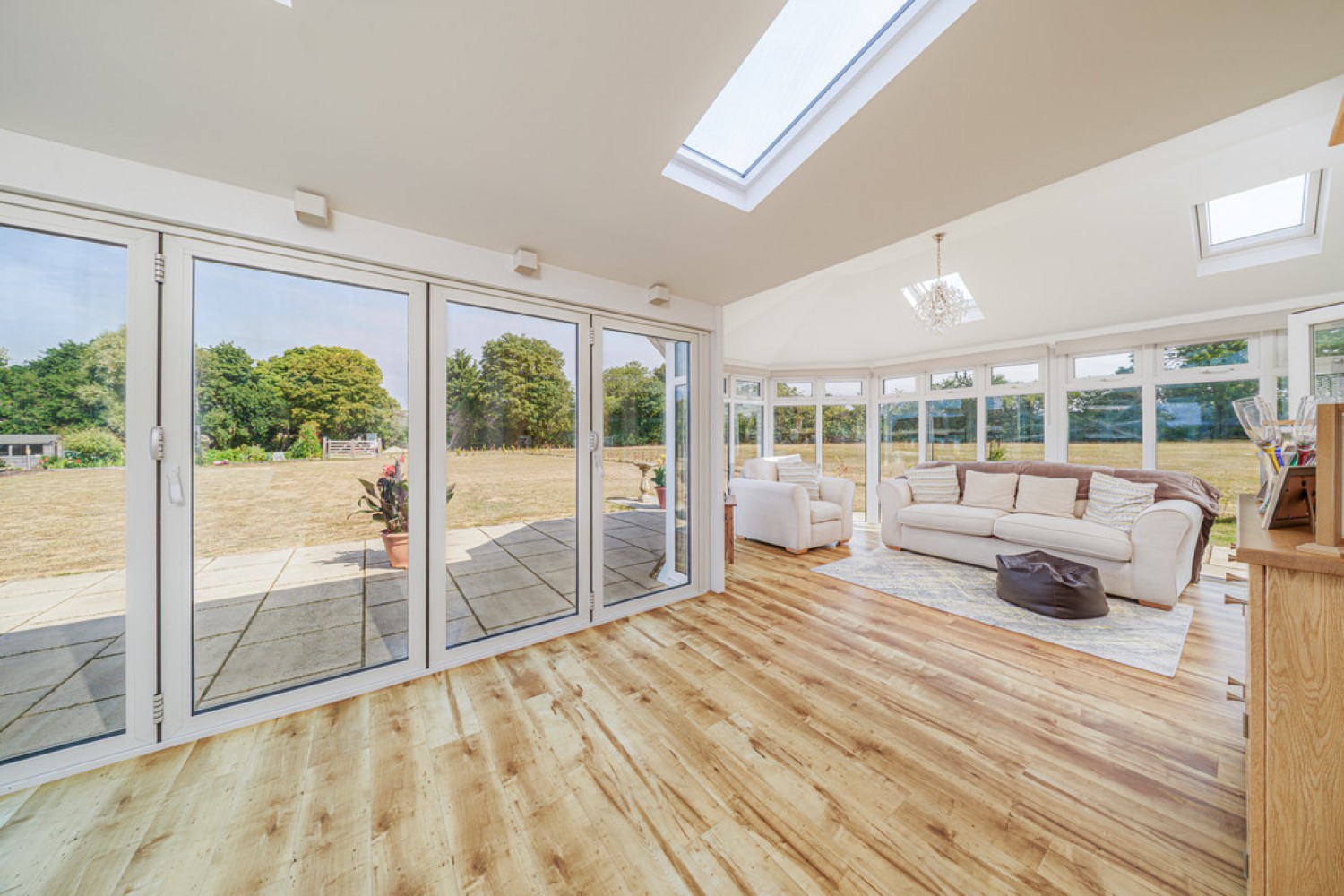 5 bedroom House for Sale Norleaze, Heywood