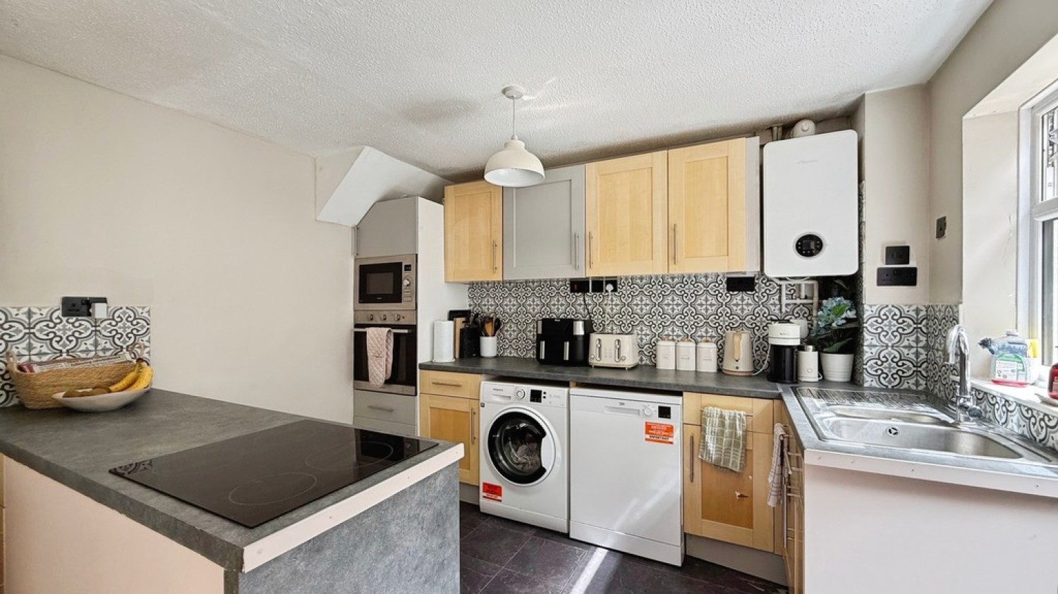 3 bedroom House for Sale Matravers Close, Westbury