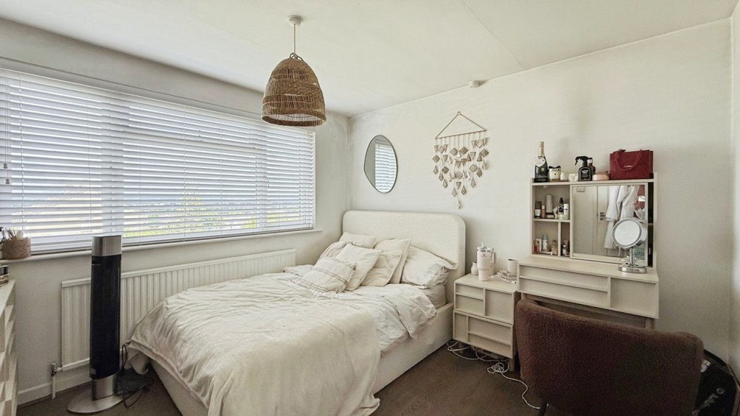4 bedroom House for Sale The Tynings, Westbury
