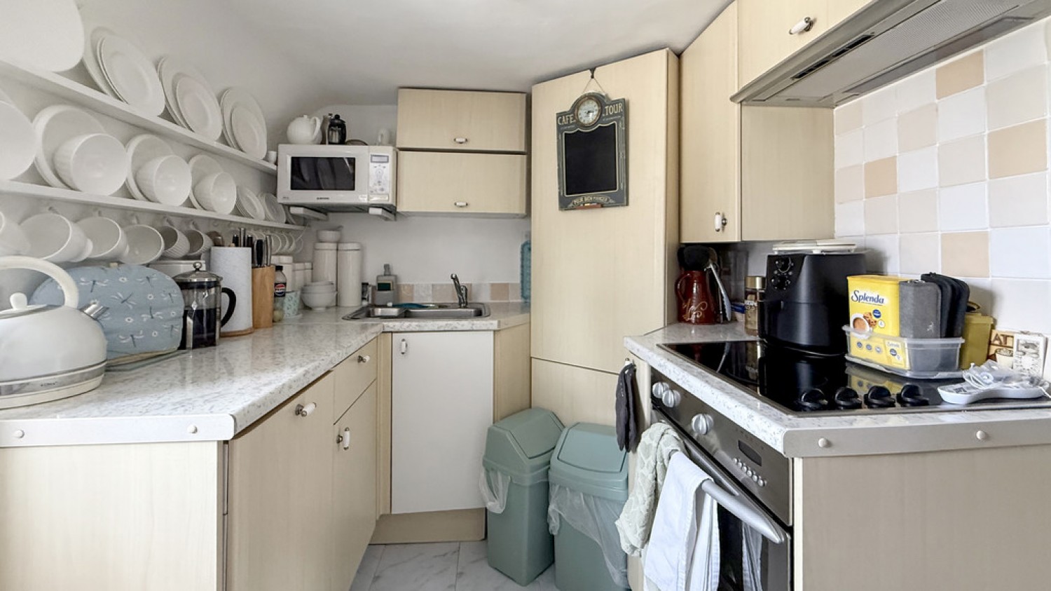 2 bedroom House for Sale Bishopstrow, Warminster