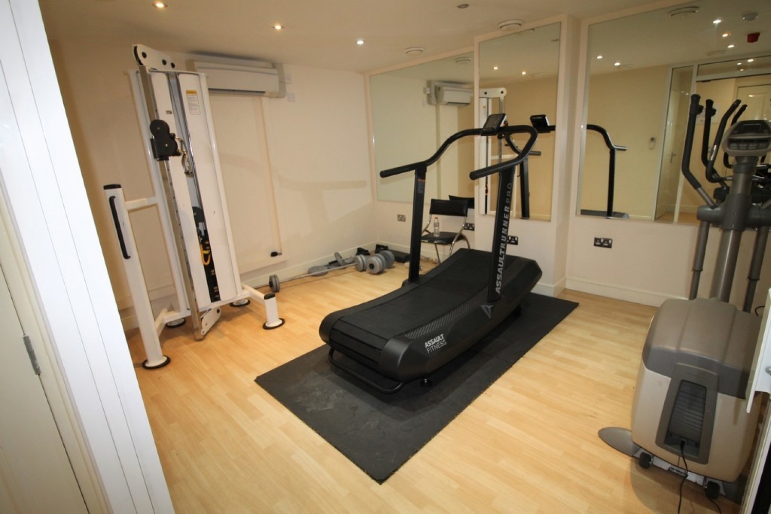 2 bedroom Flat for Letting Gisors Road, Milton