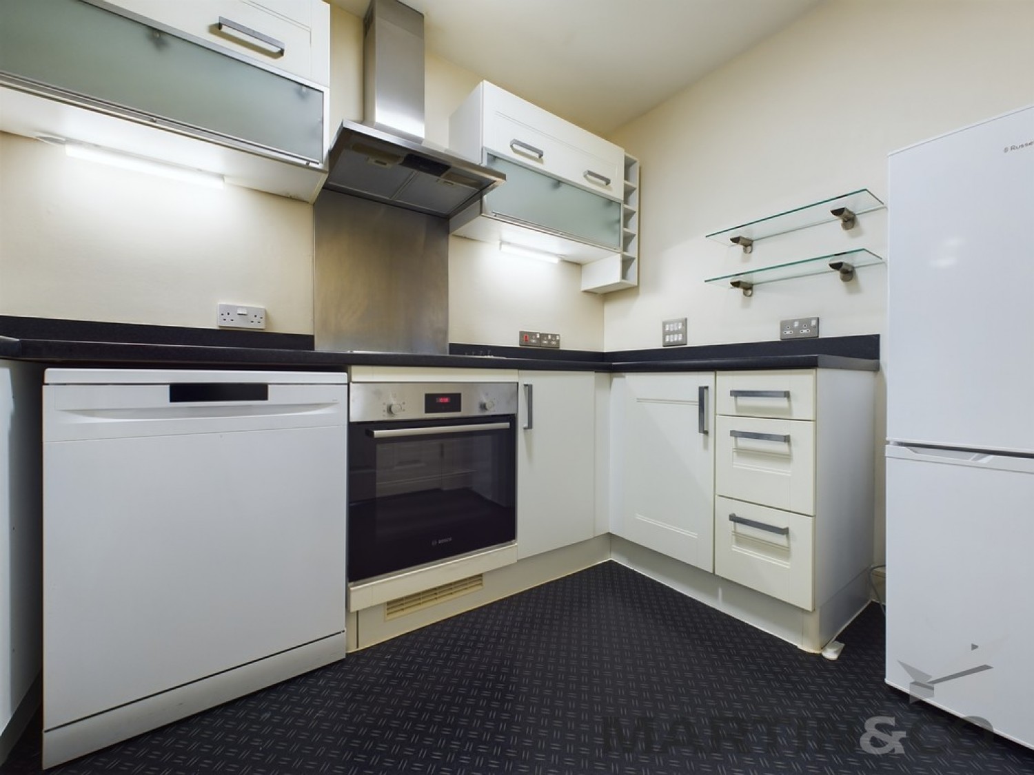 2 bedroom Flat for Letting Gisors Road, Milton