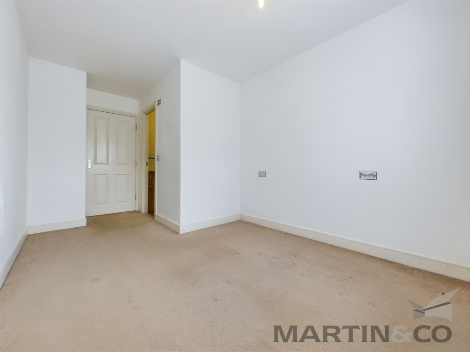 2 bedroom Flat for Letting Gisors Road, Milton
