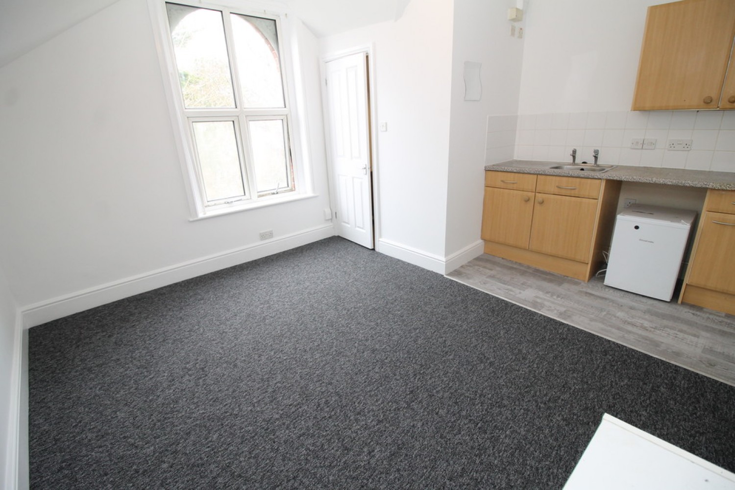 0 bedroom Flat for Letting St Andrews Road, Southsea
