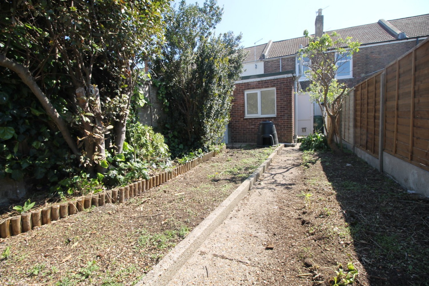 2 bedroom House in Napier Road, Southsea