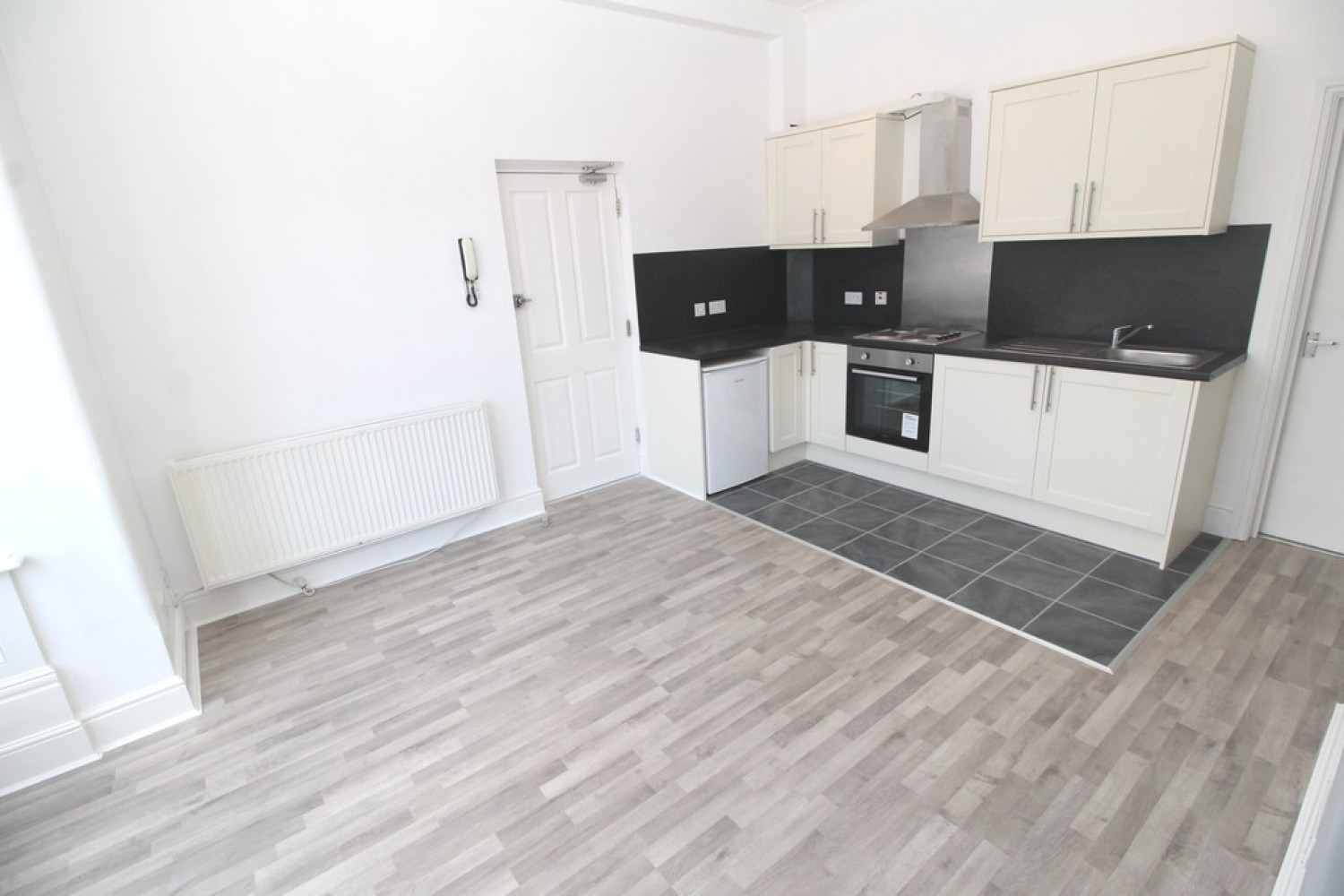 1 bedroom Flat for Letting London Road, Portsmouth