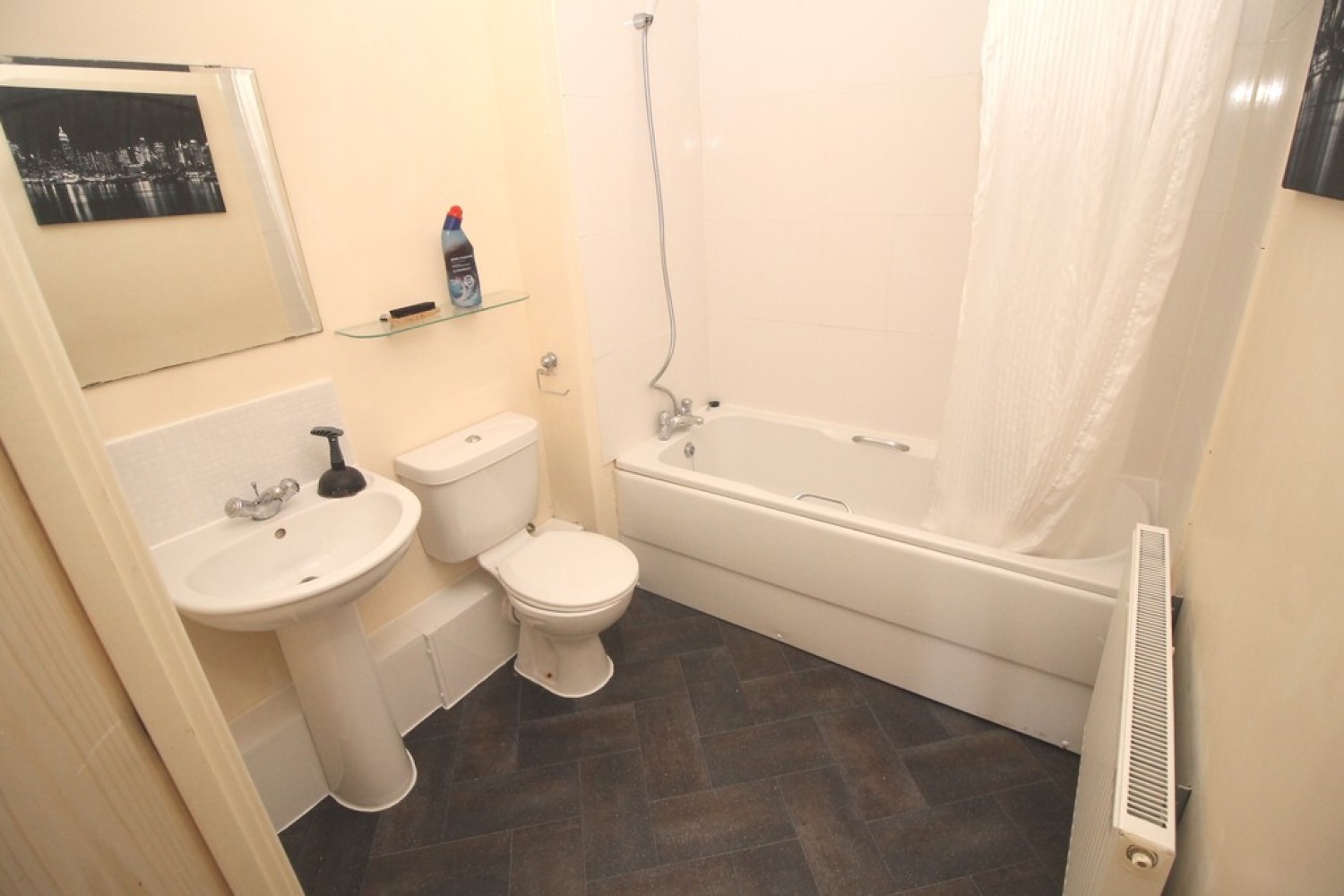 2 bedroom Flat for Letting St James's Street, Portsmouth