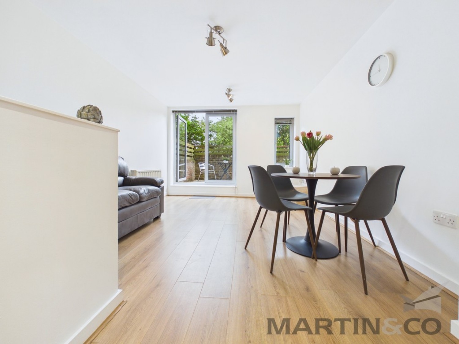 1 bedroom Flat for Letting Brunswick House, Admiralty Quarter, Queen Street