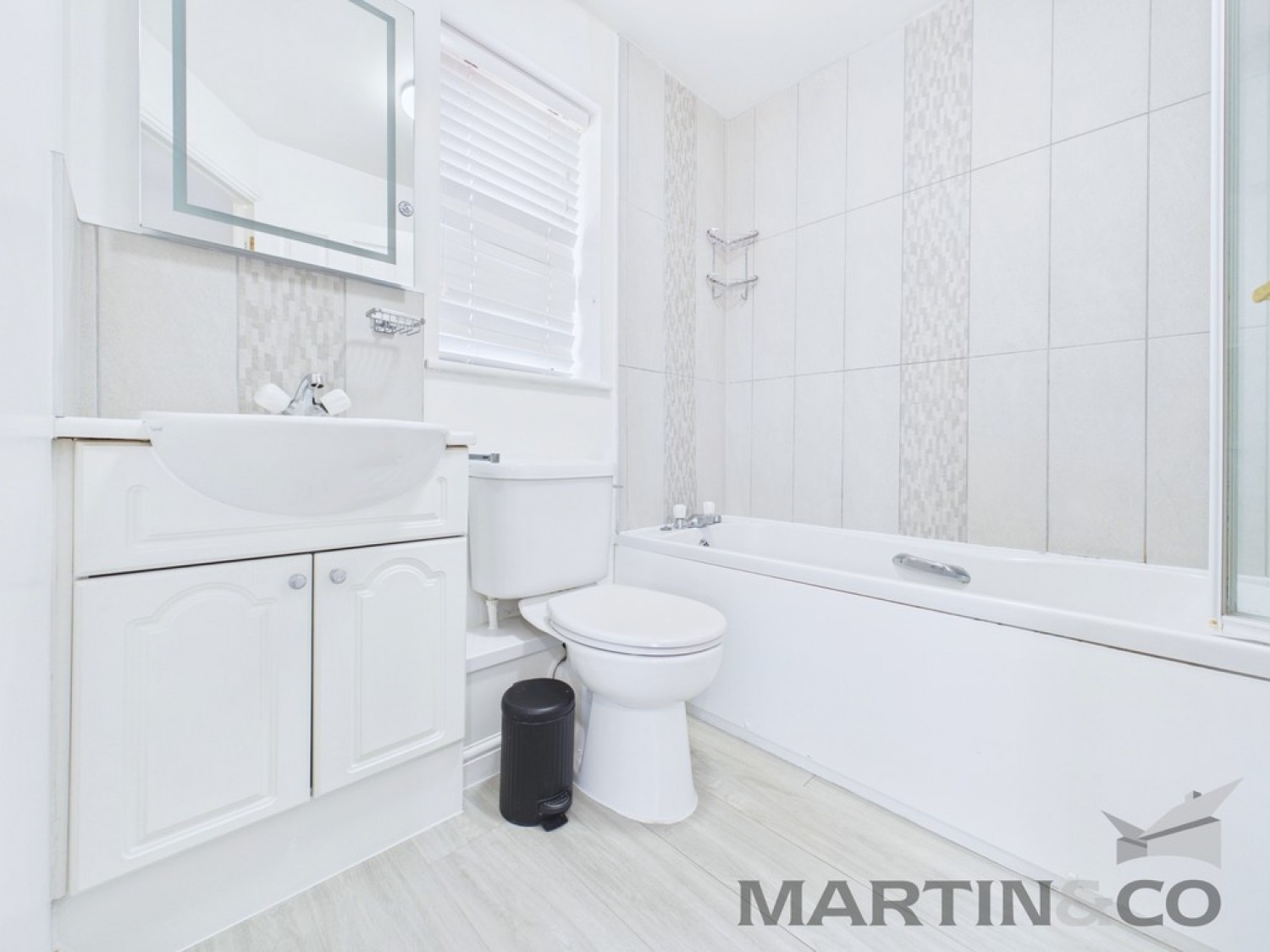 3 bedroom House for Letting Copper Beech Drive, Farlington