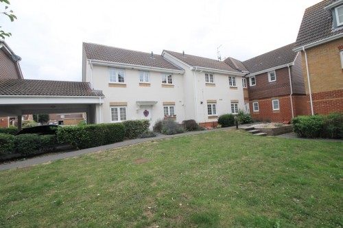 Park Cottage Drive, Titchfield Park