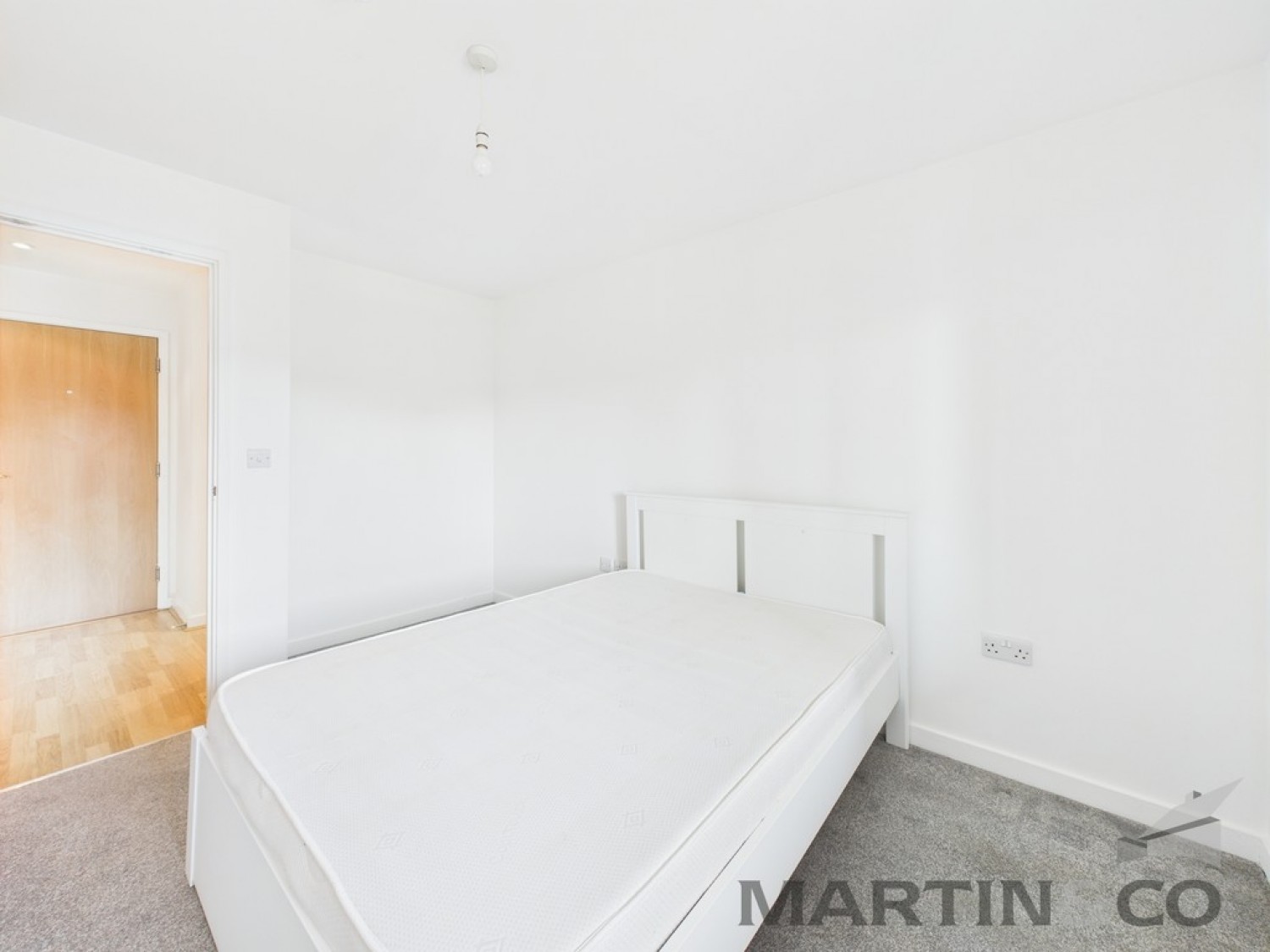 2 bedroom Flat for Letting Brunswick House, Queen Street, Portsmouth
