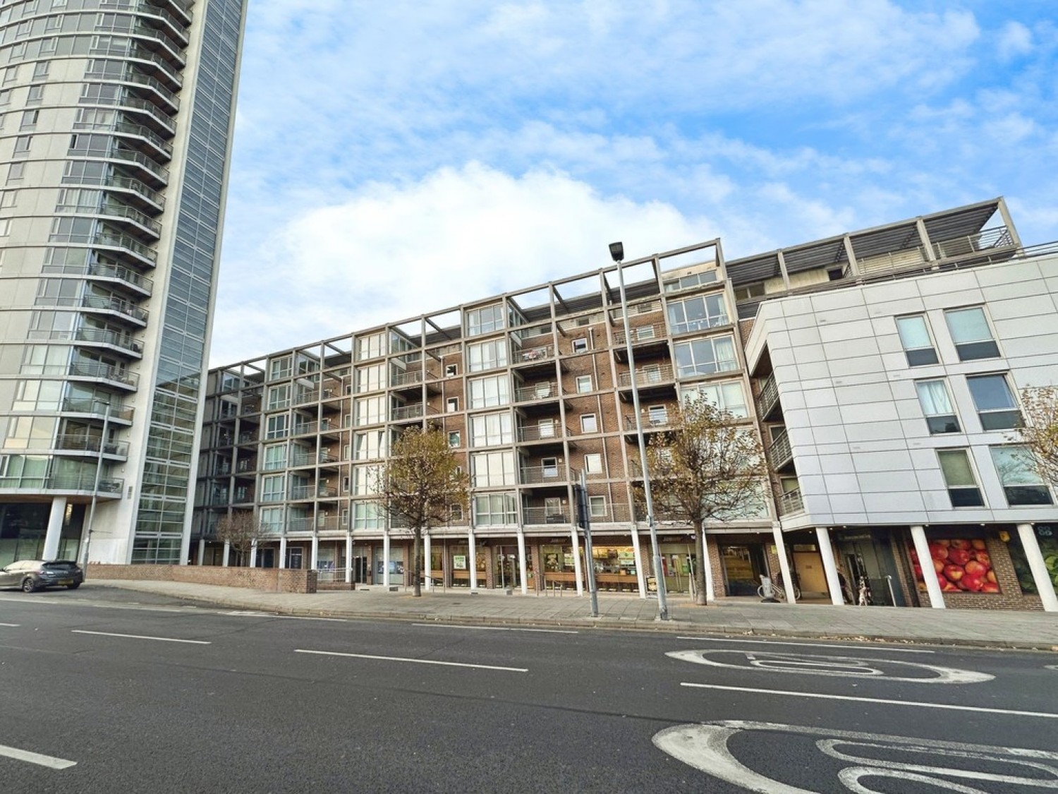 2 bedroom Flat in Brunswick House, Queen Street