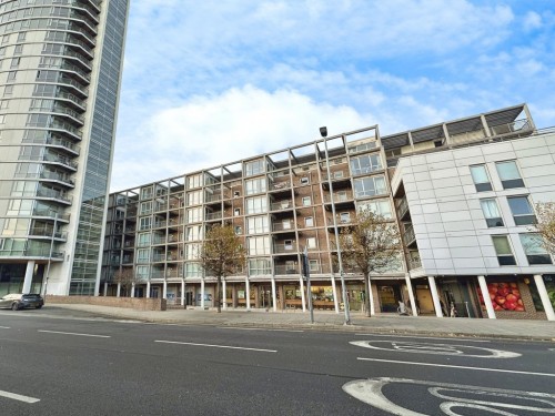 Brunswick House, Queen Street