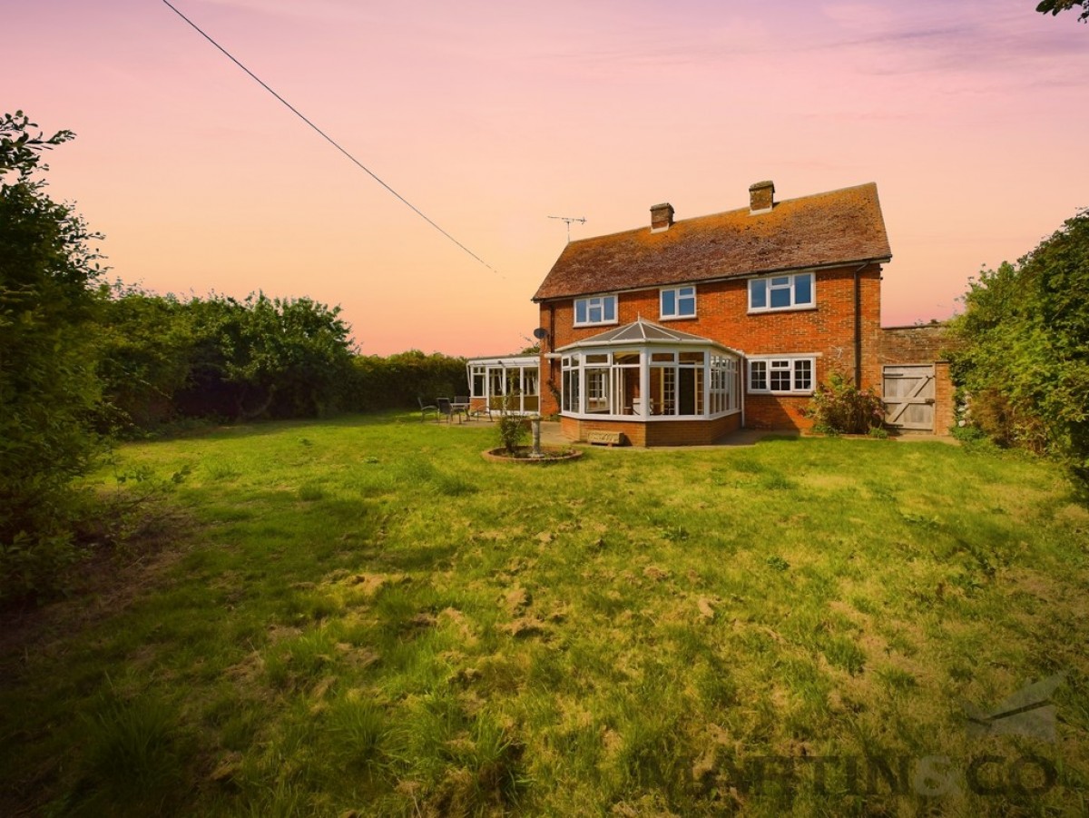 Cakeham Road, West Wittering