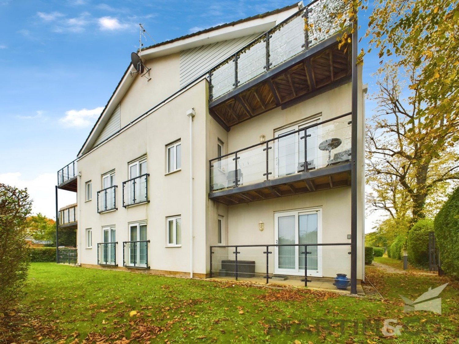 2 bedroom Flat for Letting Dickens House, Gisors Road, Portsmouth