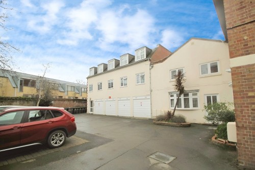 Grosvenor Mews, Gosport