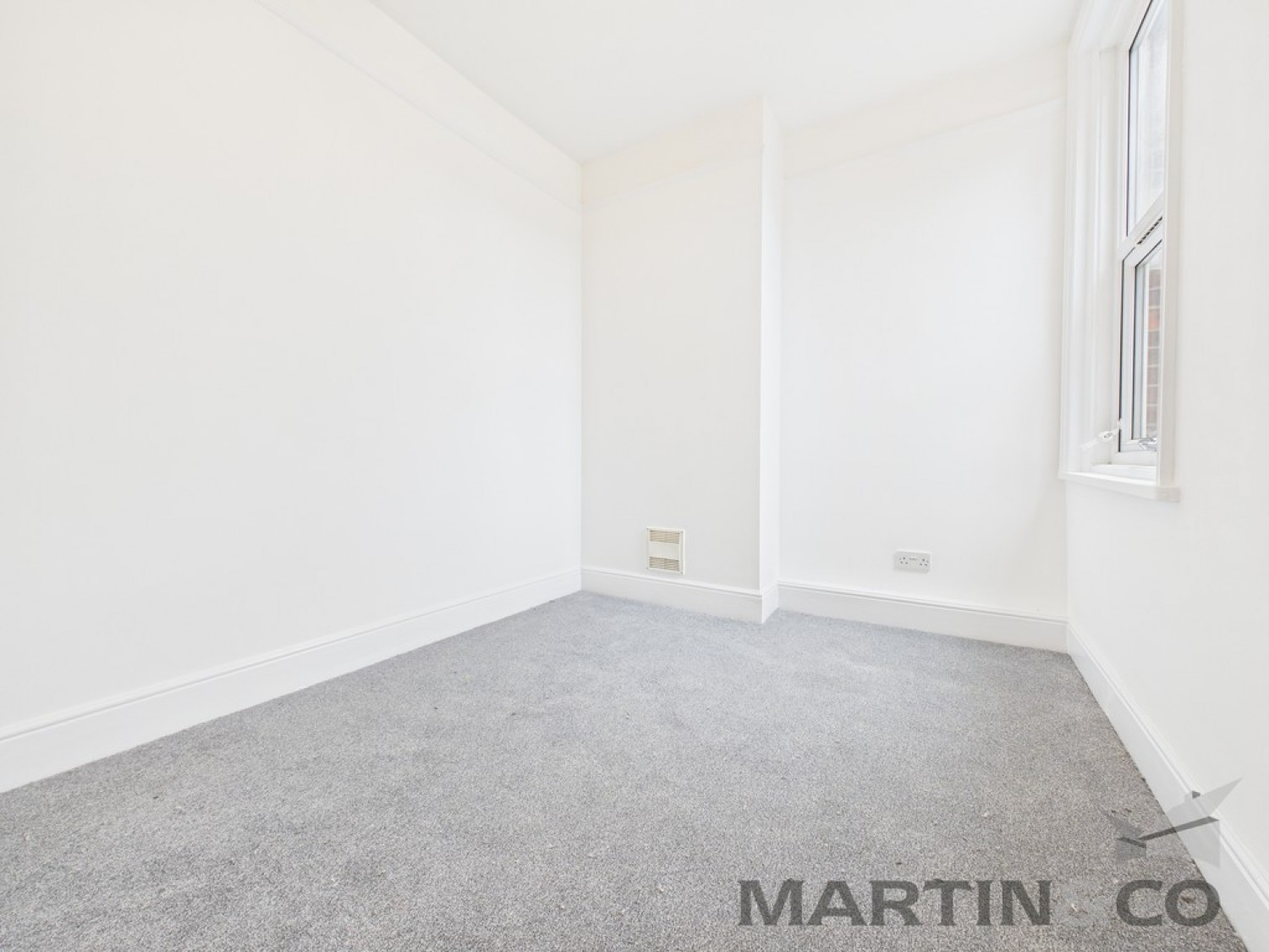2 bedroom Flat for Sale Shadwell Road, Hilsea