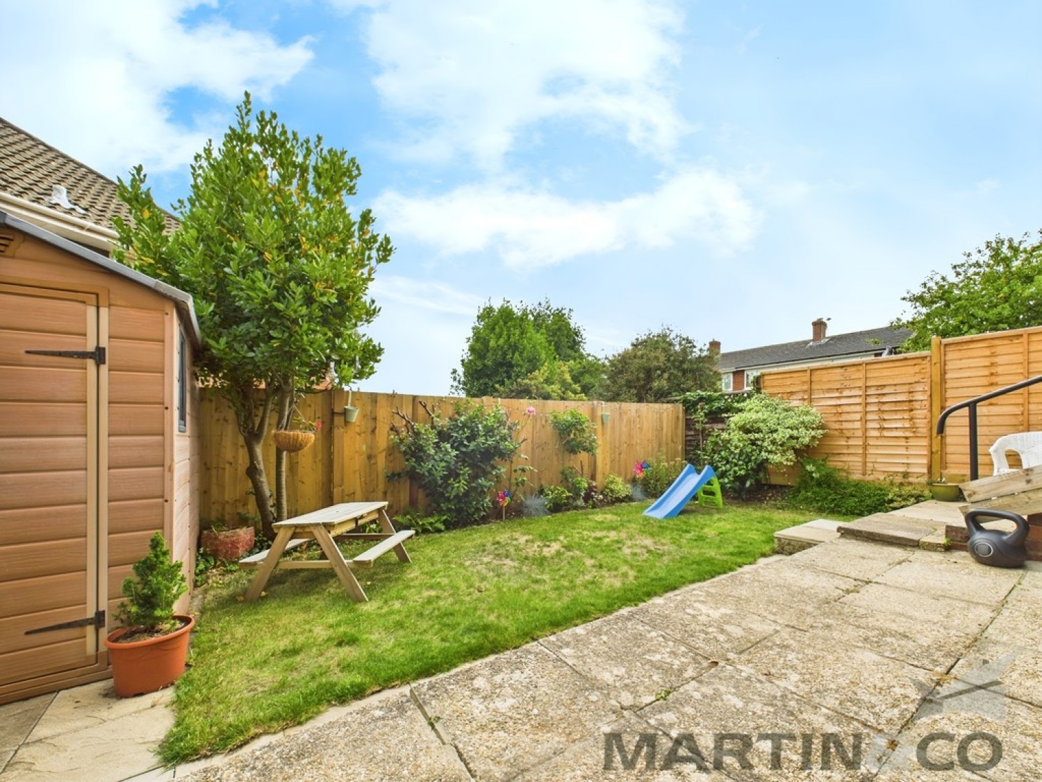 2 bedroom Flat in Kings Field, Bursledon