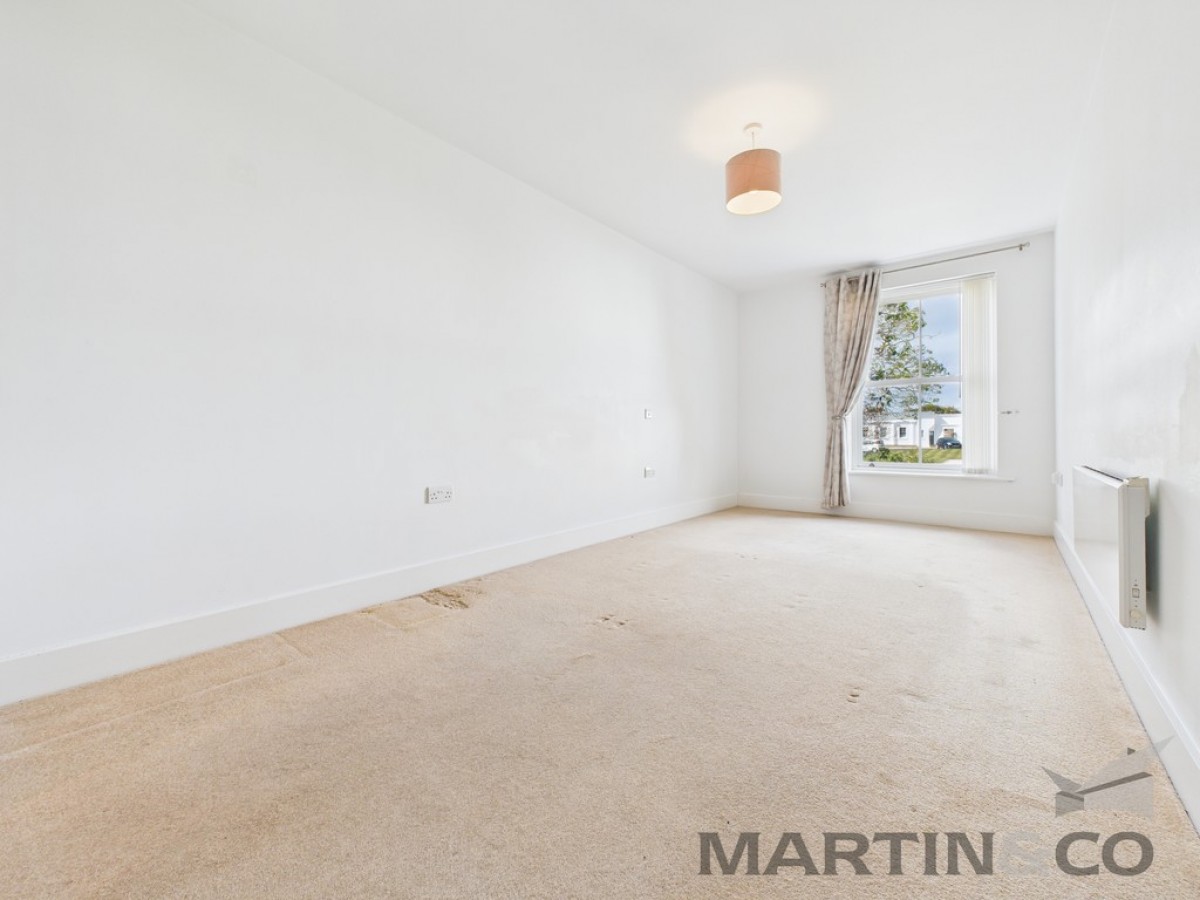 Flagstaff Green, Royal Clarence Yard