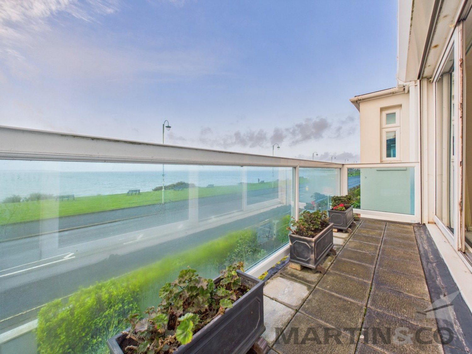 Marine Parade West, Lee-On-The-Solent