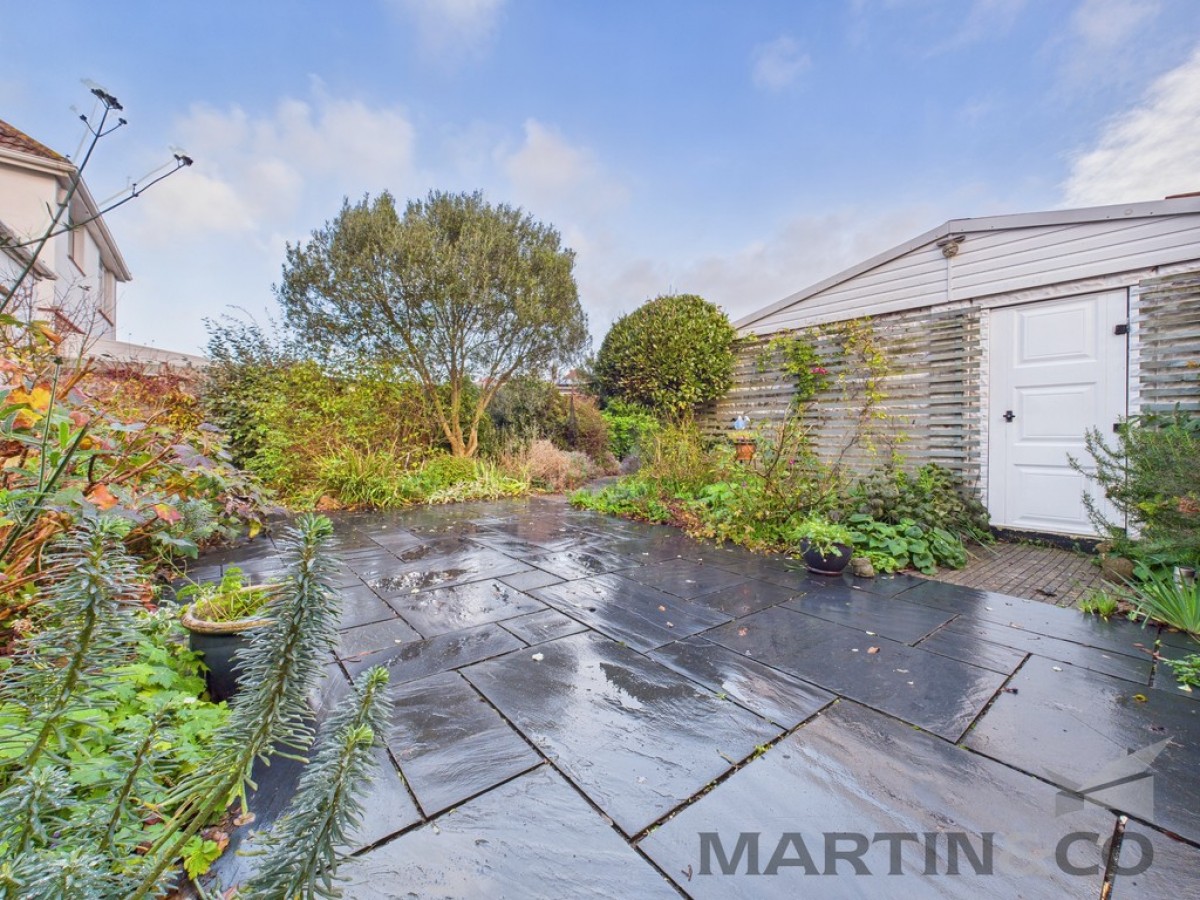 Marine Parade West, Lee-On-The-Solent