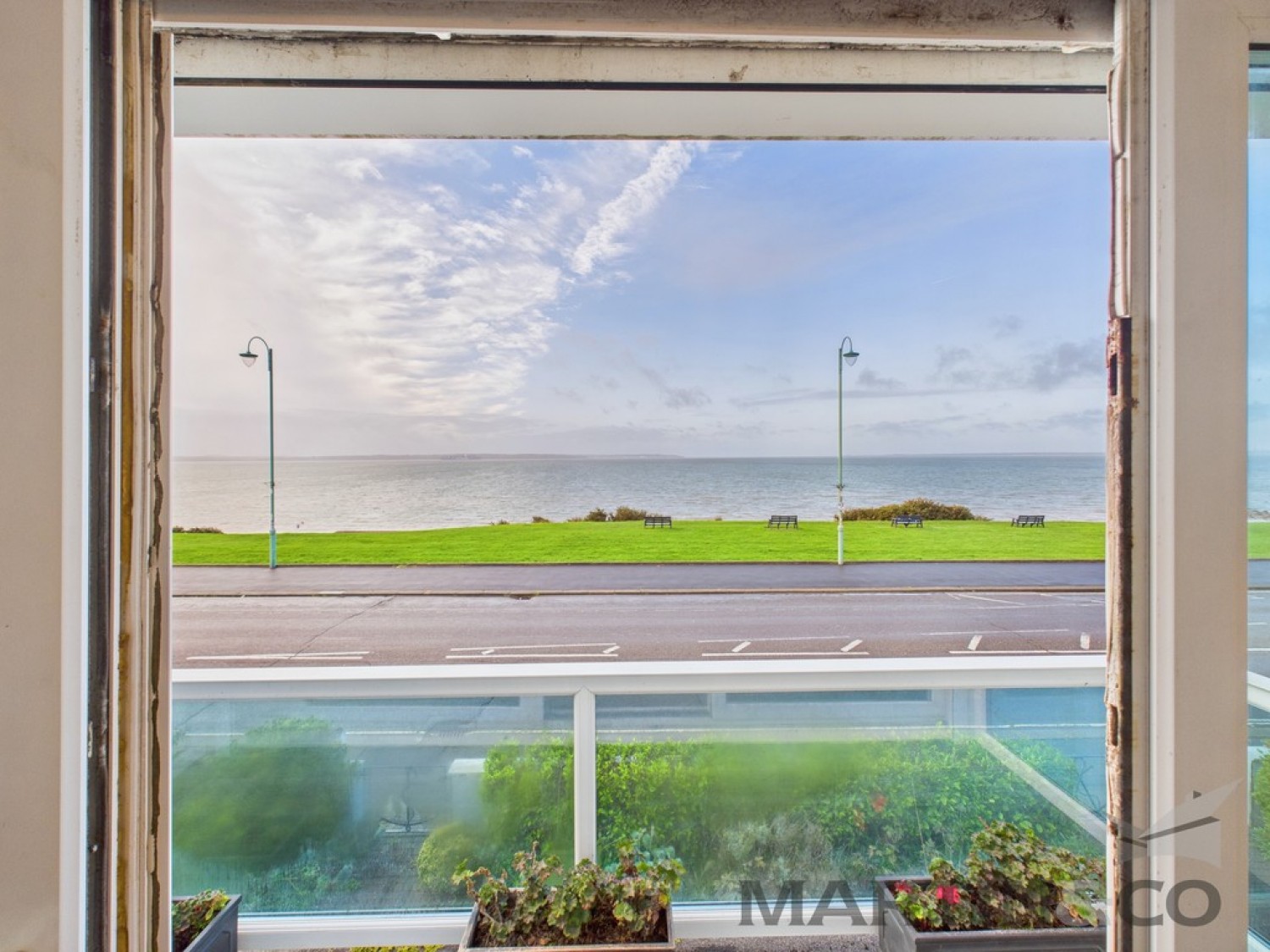 Marine Parade West, Lee-On-The-Solent