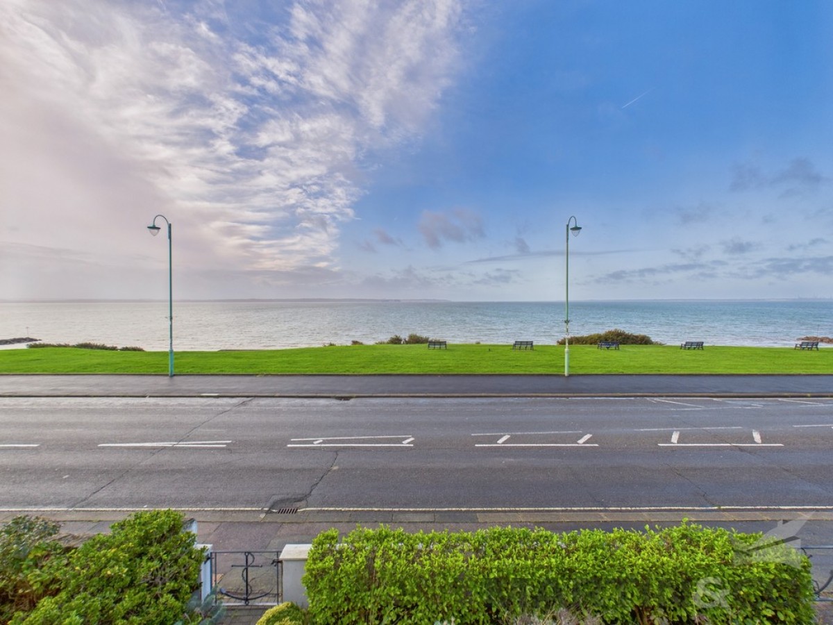 Marine Parade West, Lee-On-The-Solent