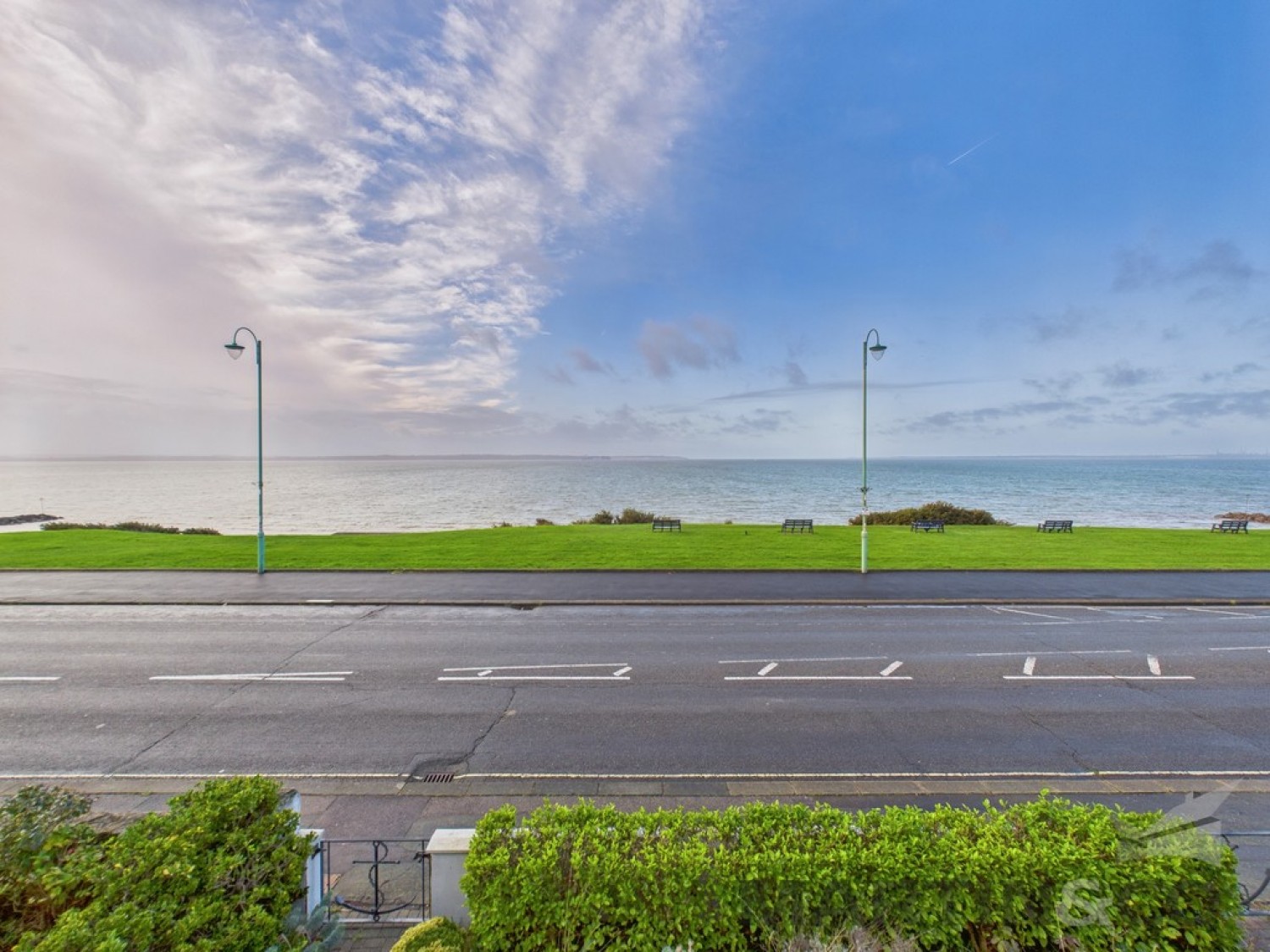 Marine Parade West, Lee-On-The-Solent