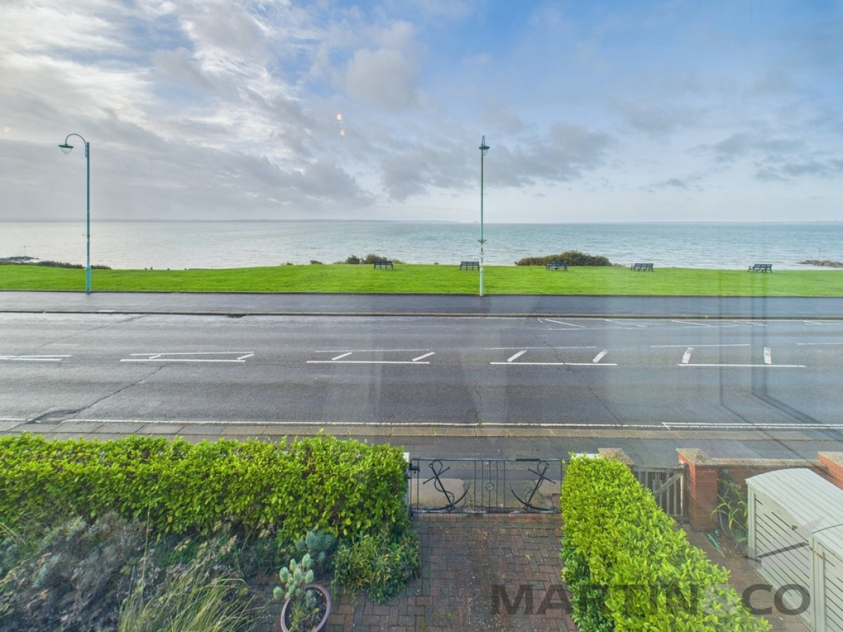 Marine Parade West, Lee-On-The-Solent