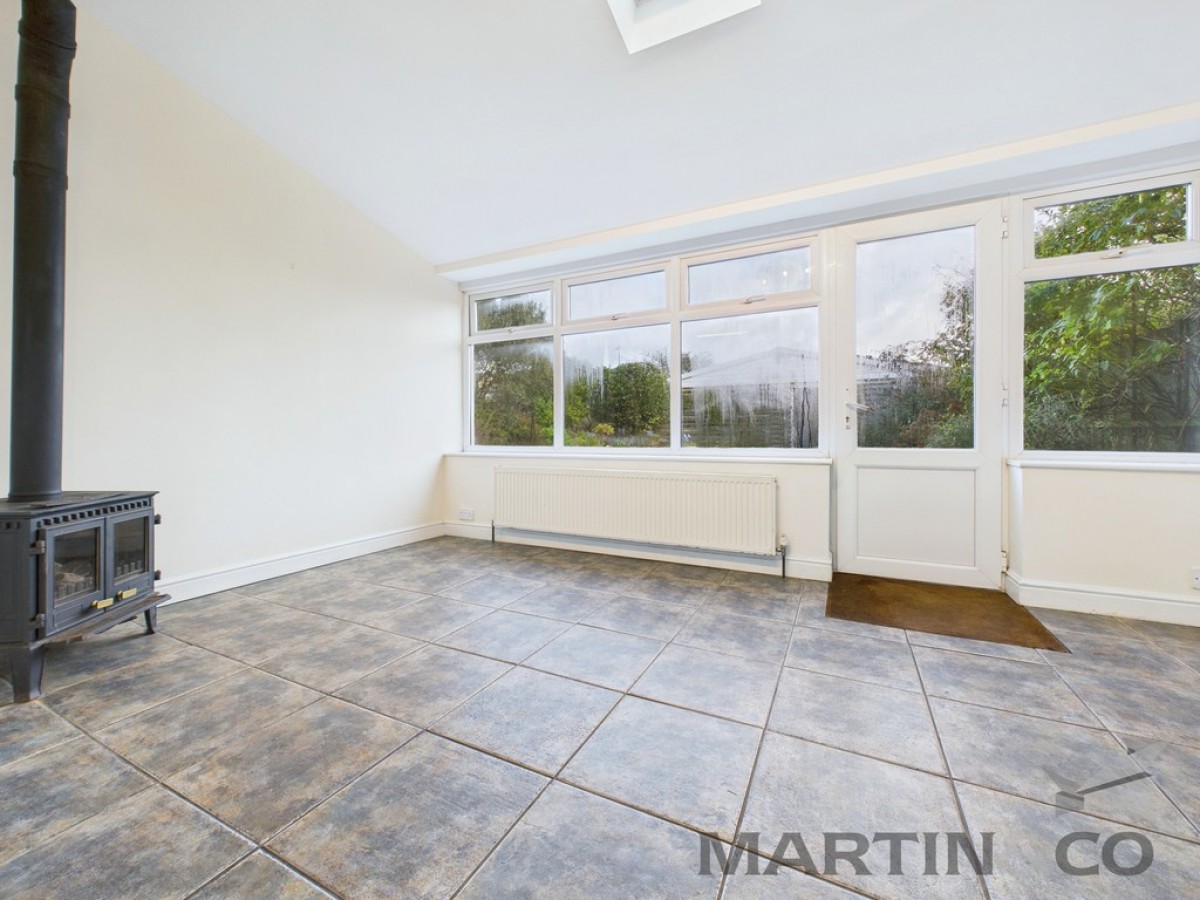 Marine Parade West, Lee-On-The-Solent