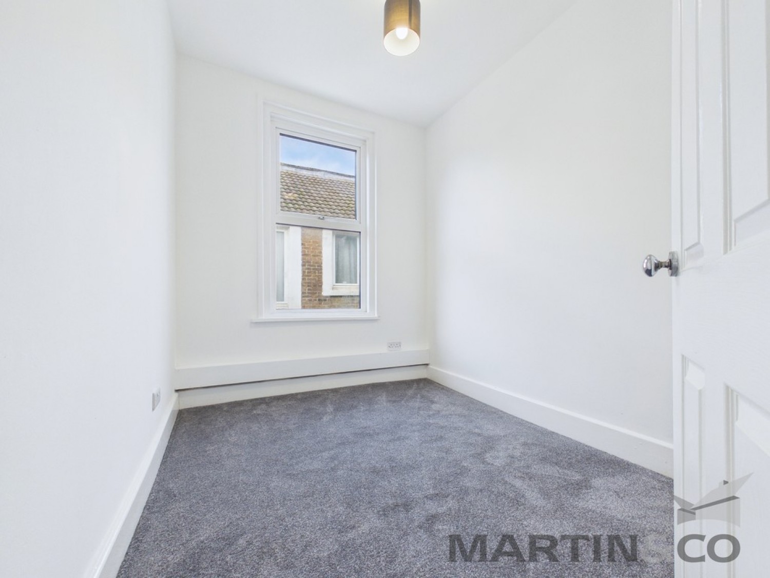 3 bedroom Flat for Sale Milton Road, Milton